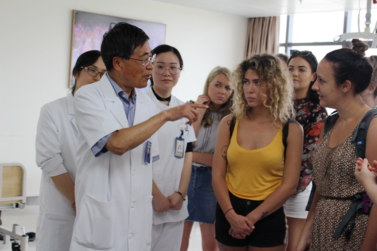 201806086880.jpg 201806086880.jpg